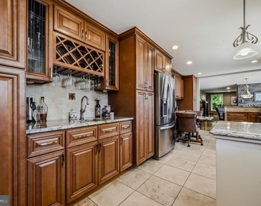10 Beech Avenue - Photo Thumbnail 15