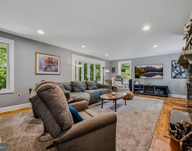 10 Beech Avenue - Photo Thumbnail 7