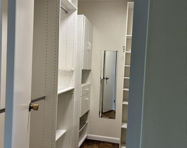 4201 Cathedral Avenue Nw - Photo Thumbnail 16