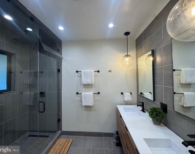4335 Blagden Avenue Nw - Photo Thumbnail 12