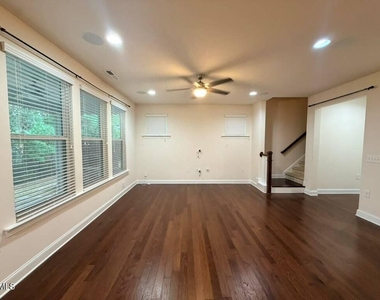 132 Concordia Woods Drive - Photo Thumbnail 8