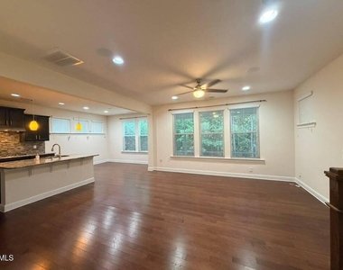 132 Concordia Woods Drive - Photo Thumbnail 2