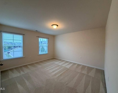 132 Concordia Woods Drive - Photo Thumbnail 21