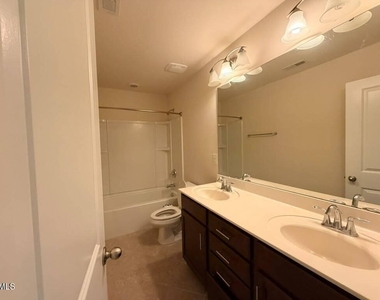 132 Concordia Woods Drive - Photo Thumbnail 20