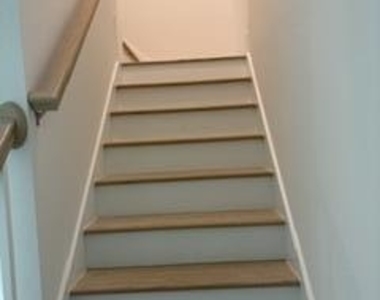 204 E Mill Street - Photo Thumbnail 8