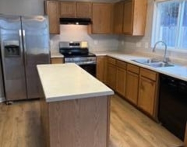 3452 Mackinac Island Lane - Photo Thumbnail 9