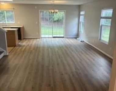 3452 Mackinac Island Lane - Photo Thumbnail 1