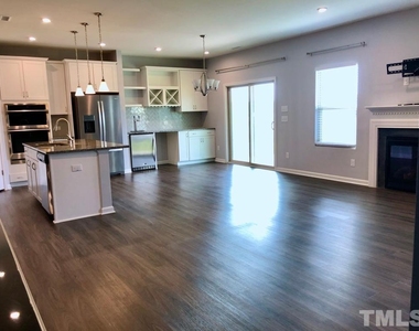 918 Lippincott Road - Photo Thumbnail 5