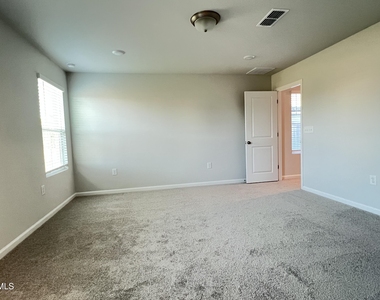 717 Branthurst - Photo Thumbnail 13