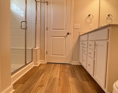 717 Branthurst - Photo Thumbnail 14