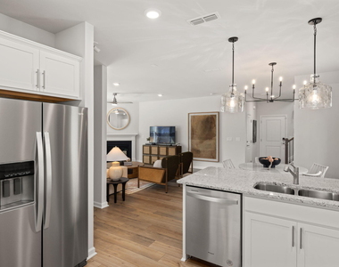 717 Branthurst - Photo Thumbnail 5