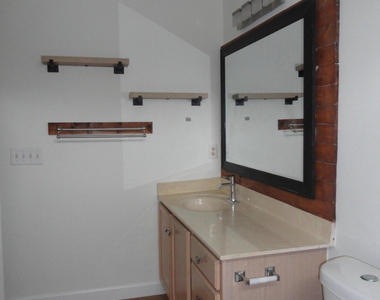 4213 Mardela Spring Drive - Photo Thumbnail 13