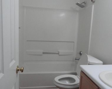 4213 Mardela Spring Drive - Photo Thumbnail 15