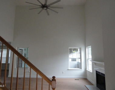 4213 Mardela Spring Drive - Photo Thumbnail 2