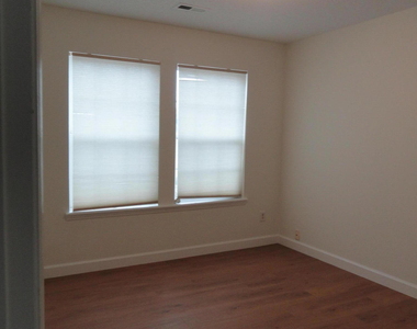 4213 Mardela Spring Drive - Photo Thumbnail 17