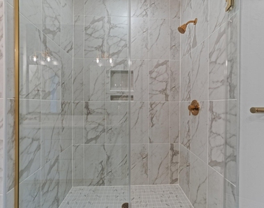 710 W North Street - Photo Thumbnail 16