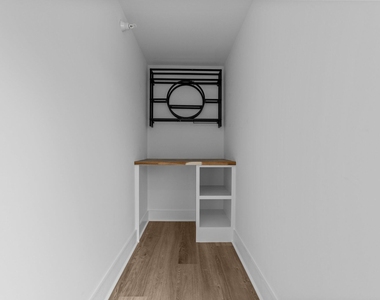 710 W North Street - Photo Thumbnail 27
