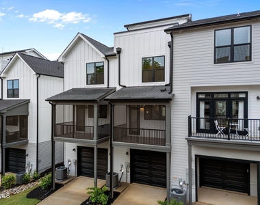 710 W North Street - Photo Thumbnail 40