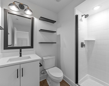 710 W North Street - Photo Thumbnail 23