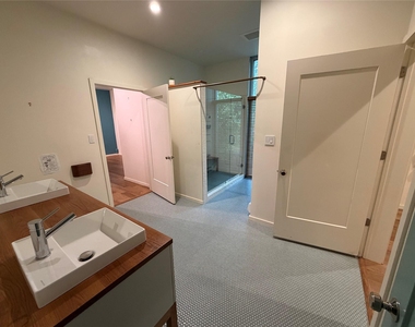 4825 Weidemar Ln - Photo Thumbnail 9
