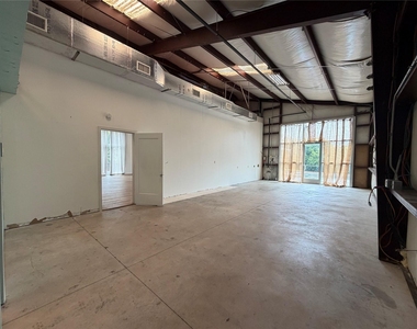 4825 Weidemar Ln - Photo Thumbnail 16