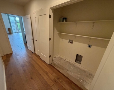 4825 Weidemar Ln - Photo Thumbnail 15
