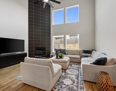 707 Sugar Cane Rd - Photo Thumbnail 16