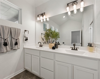 707 Sugar Cane Rd - Photo Thumbnail 21