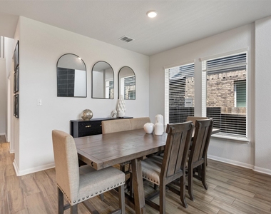 707 Sugar Cane Rd - Photo Thumbnail 12