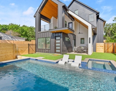 1006 Winsted Ln - Photo Thumbnail 26