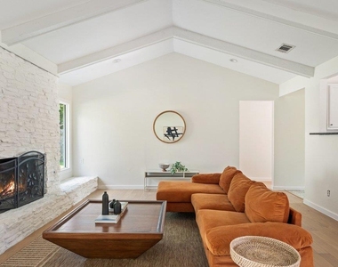 9803 Chukar Cir - Photo Thumbnail 6