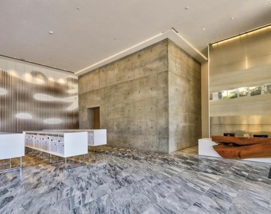 301 West Ave - Photo Thumbnail 22