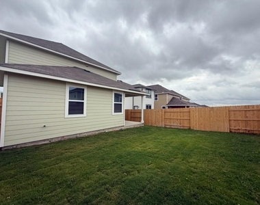 2601 Foss Rd - Photo Thumbnail 25