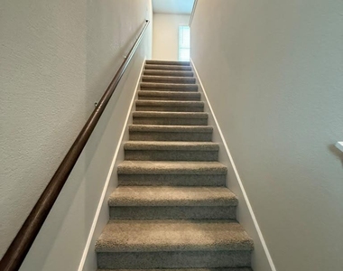 2601 Foss Rd - Photo Thumbnail 26