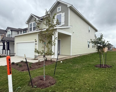 2601 Foss Rd - Photo Thumbnail 3
