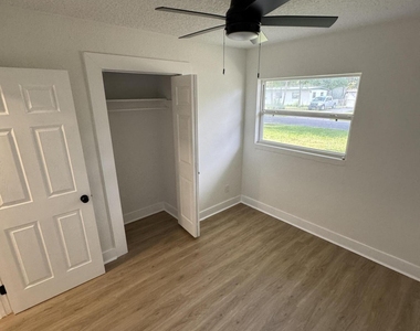 1629 Griflet Road - Photo Thumbnail 9
