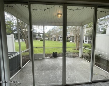 4847 Parkhurst Place - Photo Thumbnail 4