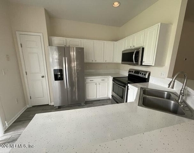 4847 Parkhurst Place - Photo Thumbnail 5