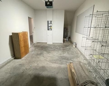 4847 Parkhurst Place - Photo Thumbnail 28