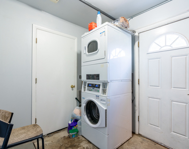 5523 W 24th Place - Photo Thumbnail 9