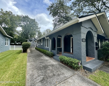 1423 Ingleside Avenue - Photo Thumbnail 2