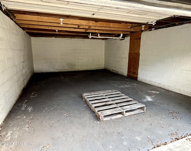 1423 Ingleside Avenue - Photo Thumbnail 25