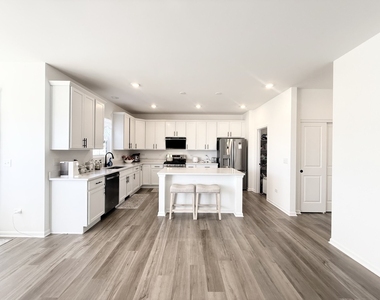 12930 S Platte Trail - Photo Thumbnail 5