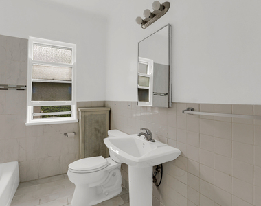 5814 N Winthrop Avenue - Photo Thumbnail 20