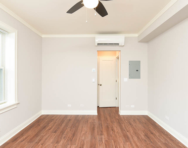 640 W Wrightwood Avenue - Photo Thumbnail 5