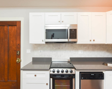 640 W Wrightwood Avenue - Photo Thumbnail 3