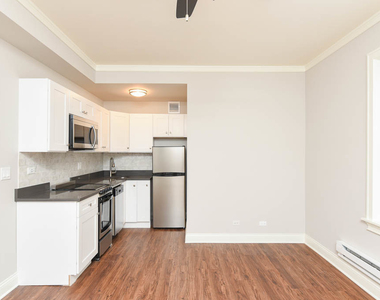 640 W Wrightwood Avenue - Photo Thumbnail 11