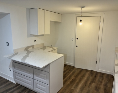 5523 N Major Avenue - Photo Thumbnail 6