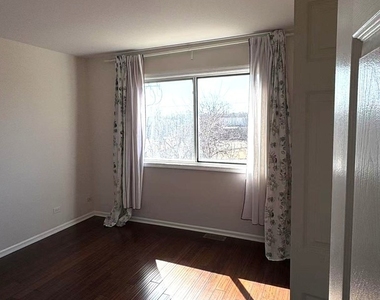4591 Hatch Lane - Photo Thumbnail 7