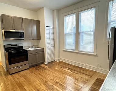 4058 W Hirsch Street - Photo Thumbnail 3